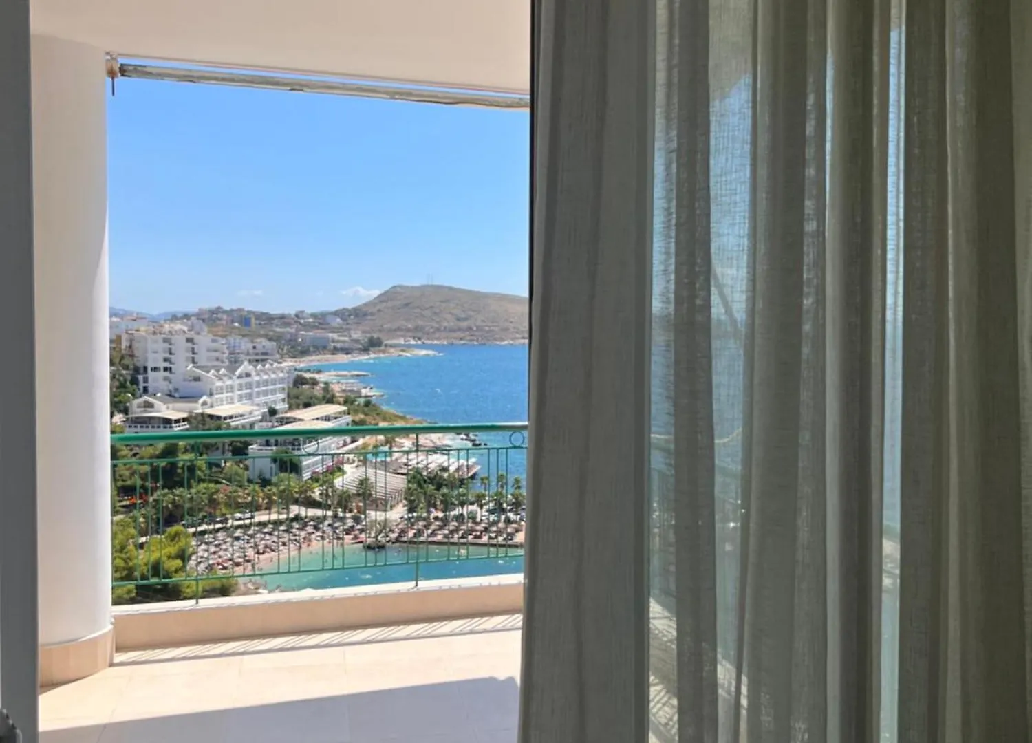 Elena Sarande Apartment